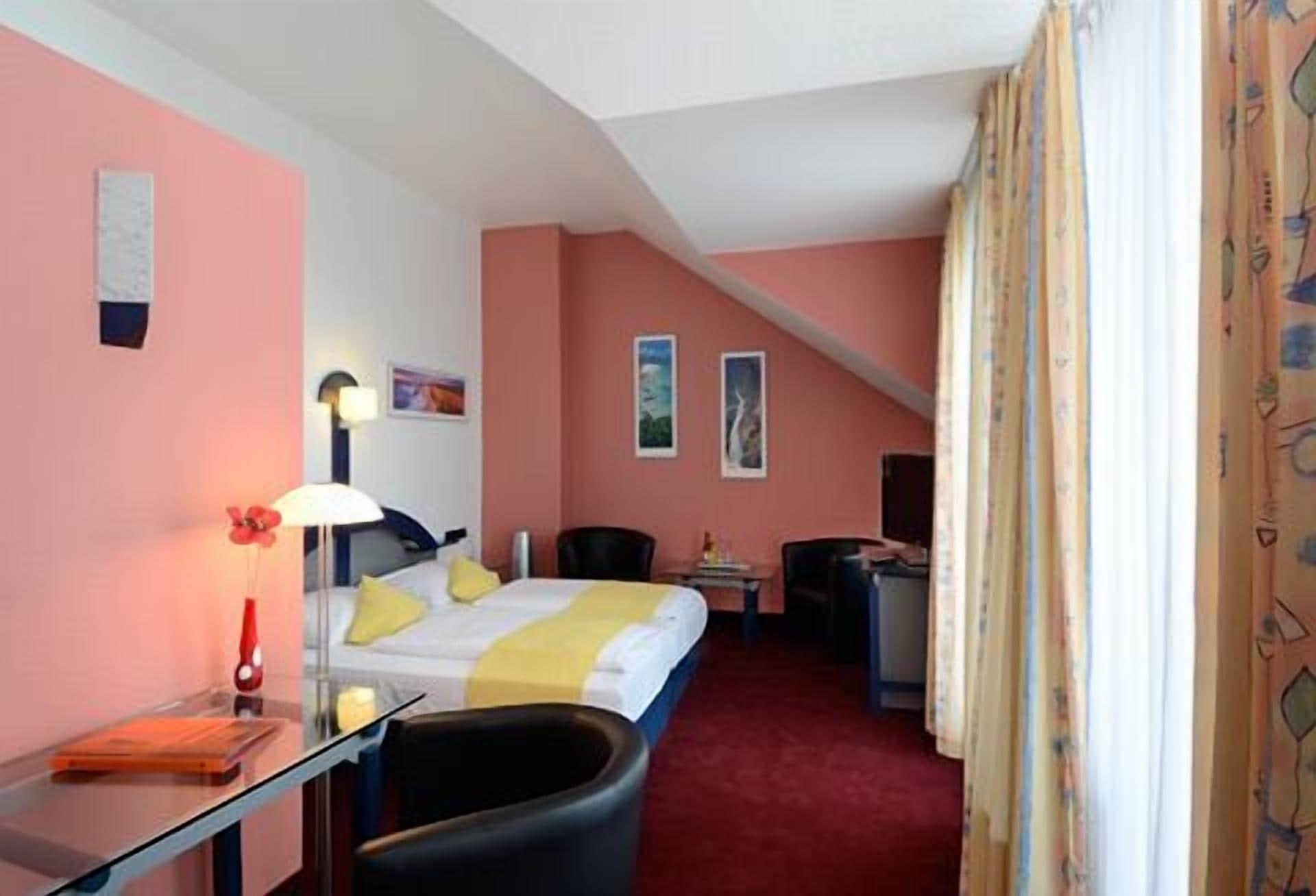 Kastens Hotel Düsseldorf Oda fotoğraf